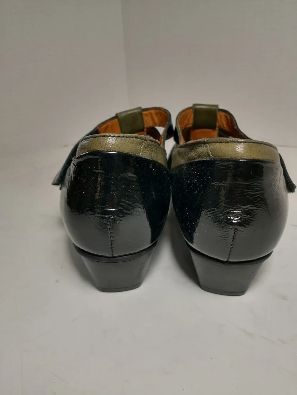 Fidji Green Leather Strappy Women's Heels With Black Patent, Euro Size 40‎